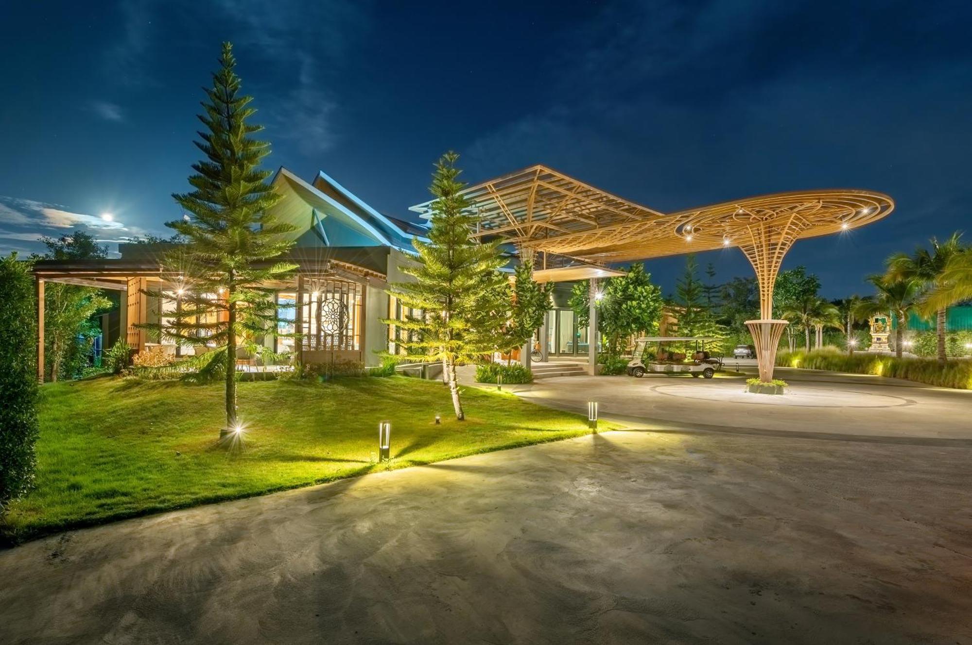 Phukalini Luxury Pool Villa & Onsen ホアヒン郡 エクステリア 写真