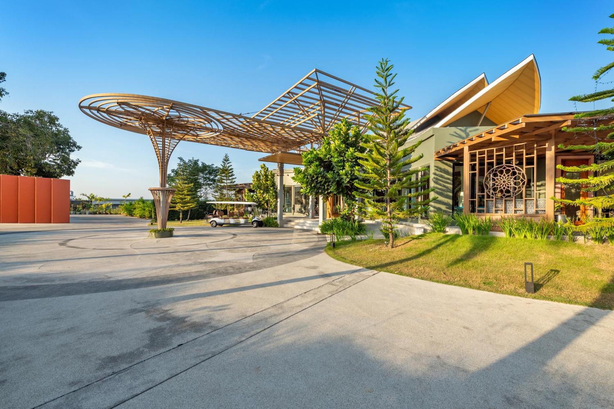 Phukalini Luxury Pool Villa & Onsen ホアヒン郡 エクステリア 写真