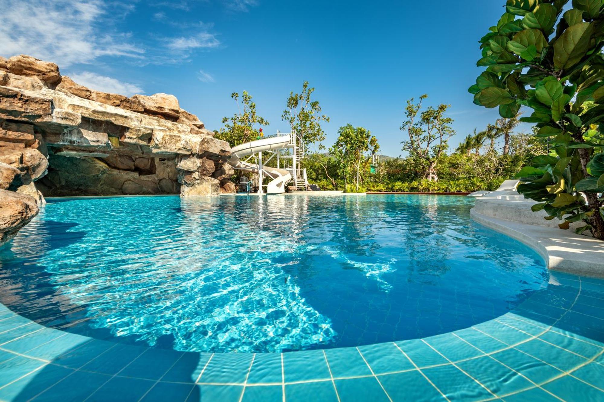 Phukalini Luxury Pool Villa & Onsen ホアヒン郡 エクステリア 写真