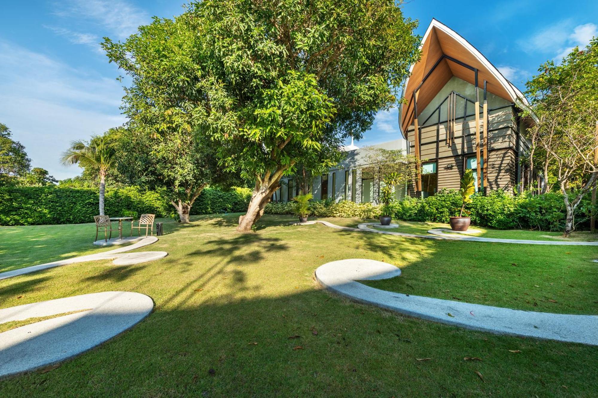 Phukalini Luxury Pool Villa & Onsen ホアヒン郡 エクステリア 写真