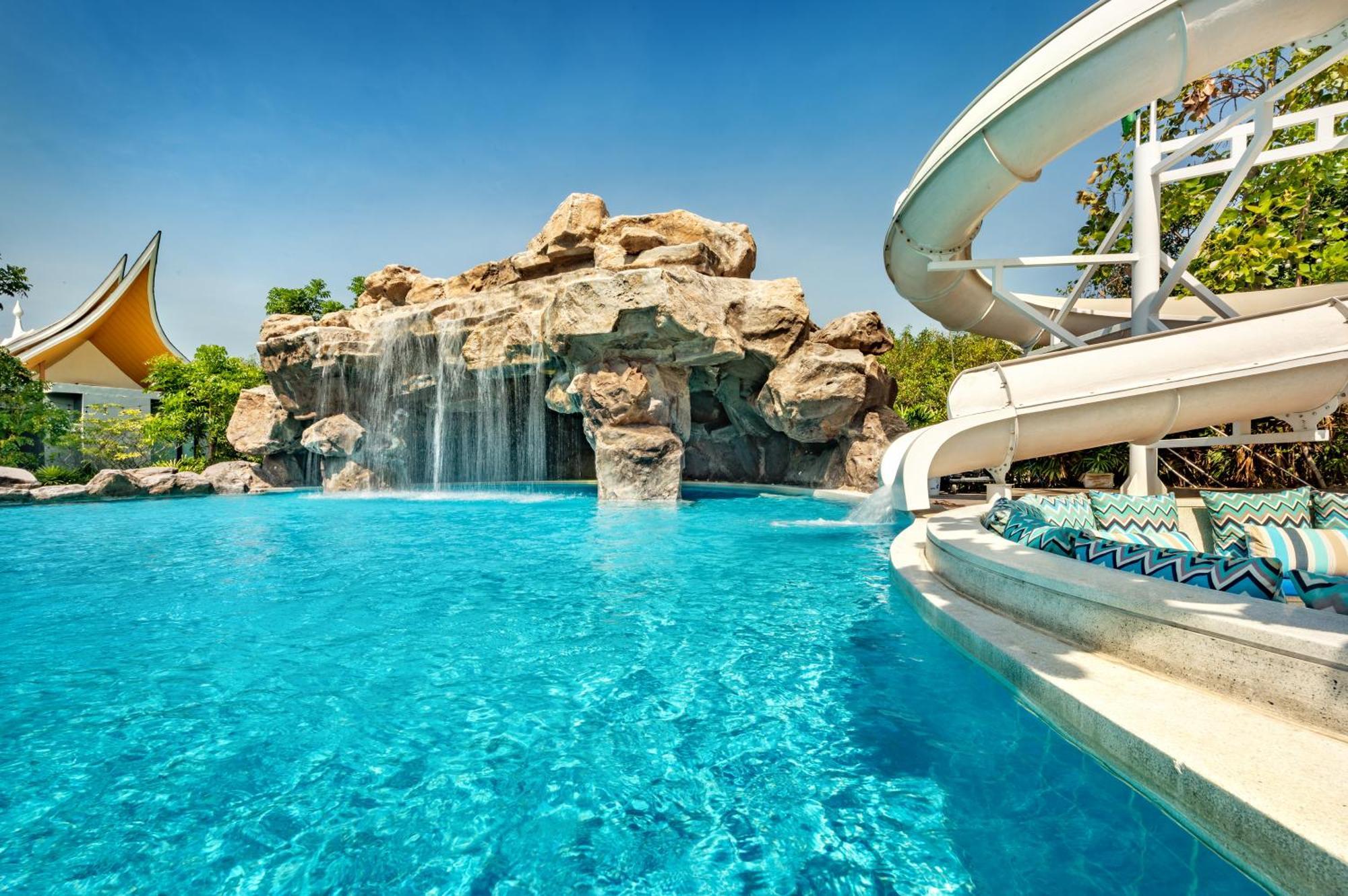 Phukalini Luxury Pool Villa & Onsen ホアヒン郡 エクステリア 写真