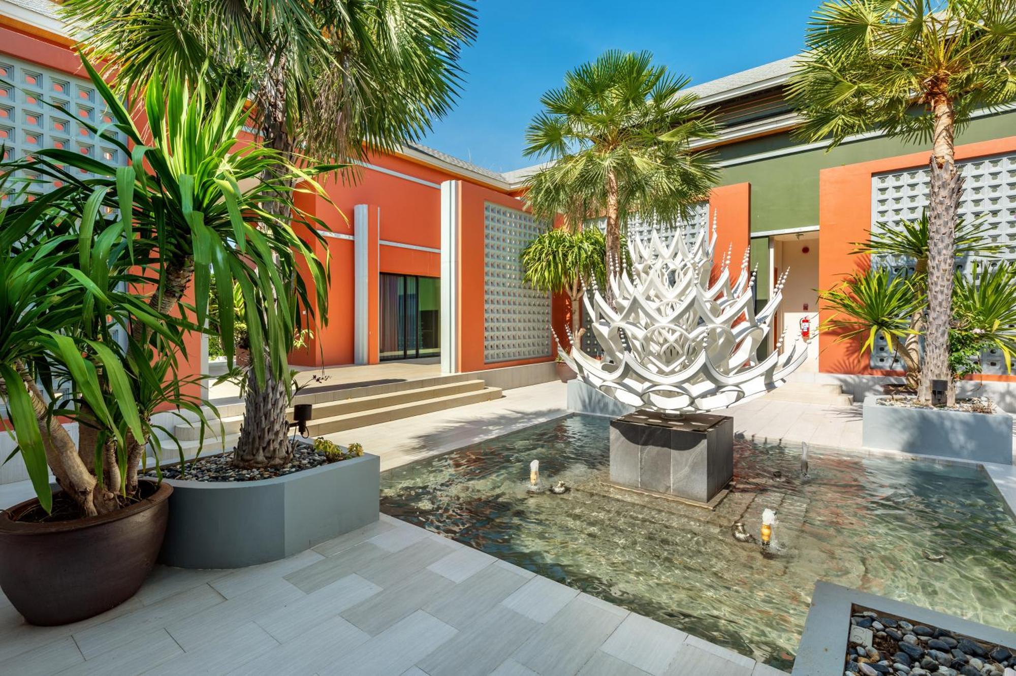 Phukalini Luxury Pool Villa & Onsen ホアヒン郡 エクステリア 写真