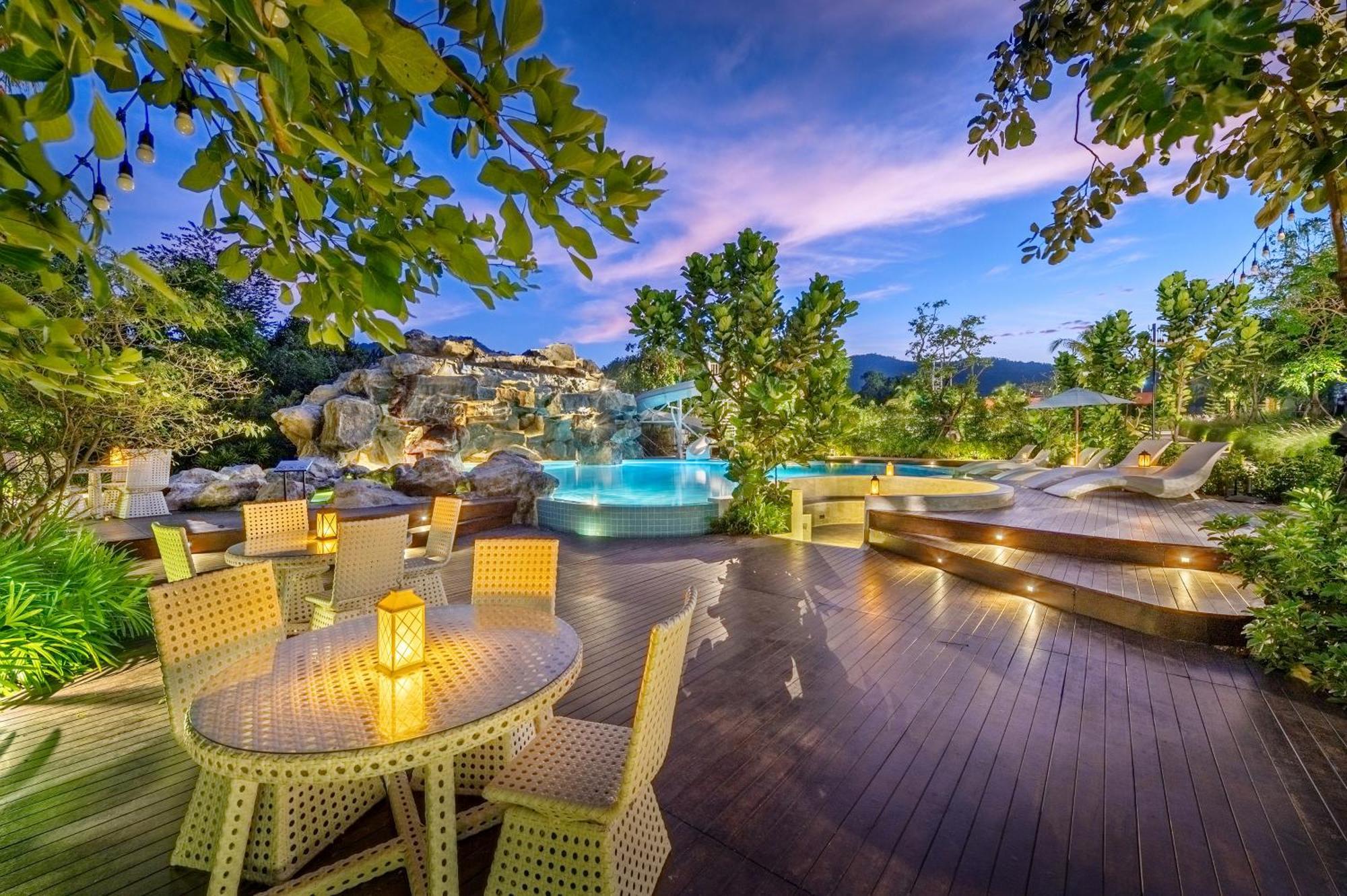 Phukalini Luxury Pool Villa & Onsen ホアヒン郡 エクステリア 写真